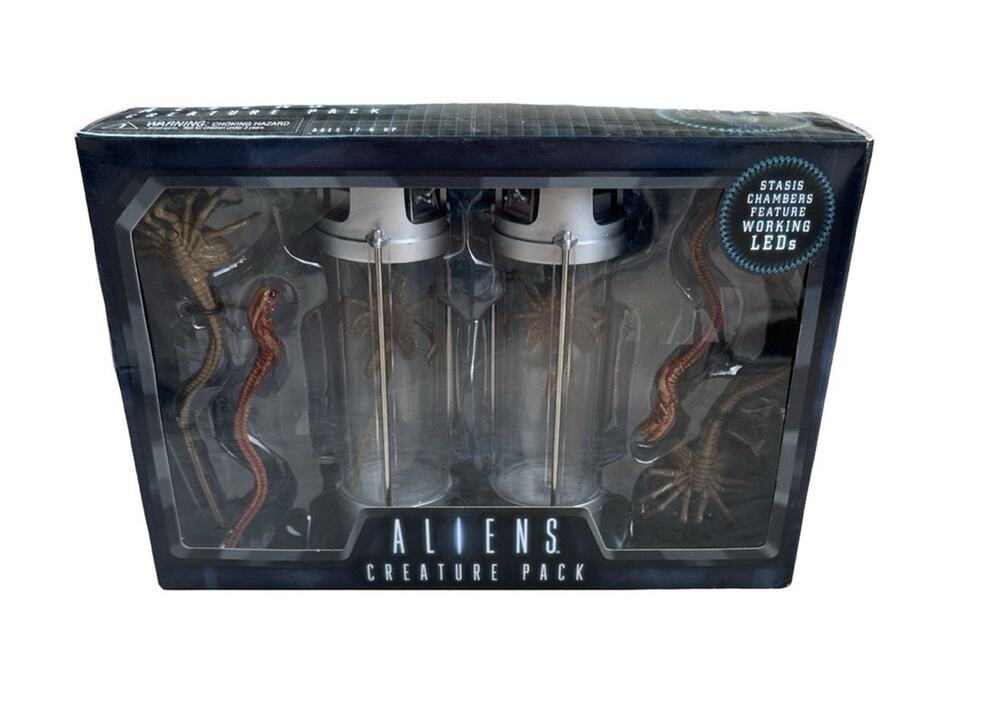 NECA Toys Aliens 30th Anniversary Creature Pack LED Stasis Chambers New